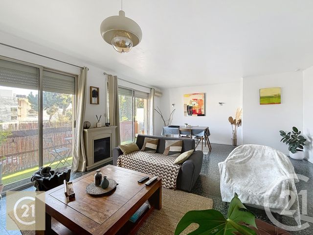 Appartement F3 &agrave; louer - 3 pi&egrave;ces - 85,81 m2 - Beziers - 34 - LANGUEDOC-ROUSSILLON