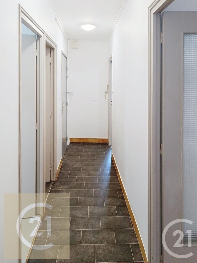 Appartement F3 &agrave; louer - 3 pi&egrave;ces - 75 m2 - Beziers - 34 - LANGUEDOC-ROUSSILLON