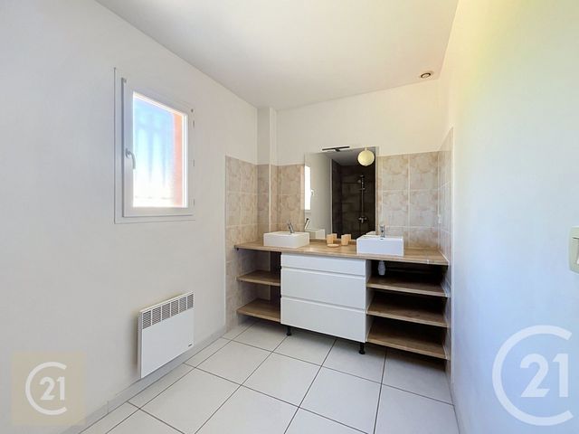 Maison &agrave; louer - 4 pi&egrave;ces - 91,79 m2 - Cazouls Les Beziers - 34 - LANGUEDOC-ROUSSILLON