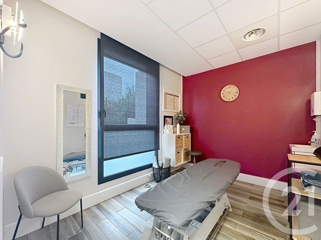 Local commercial à vendre - 70.8 m2 - 34 - Herault