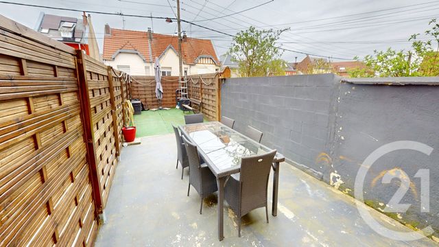 Maison &agrave; vendre - 5 pi&egrave;ces - 103,18 m2 - St Quentin - 02 - PICARDIE
