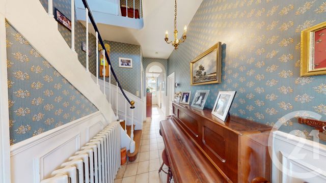 Maison à vendre - 8 pièces - 158,35 m2 - St Quentin - 02 - PICARDIE