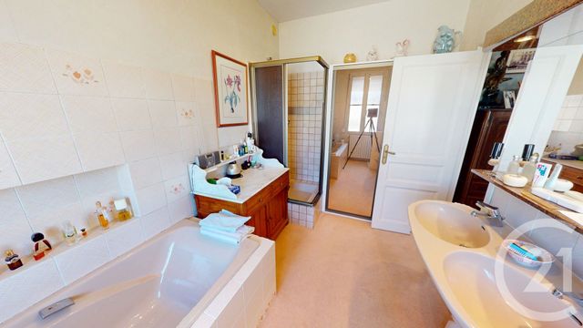 Maison à vendre - 8 pièces - 158,35 m2 - St Quentin - 02 - PICARDIE