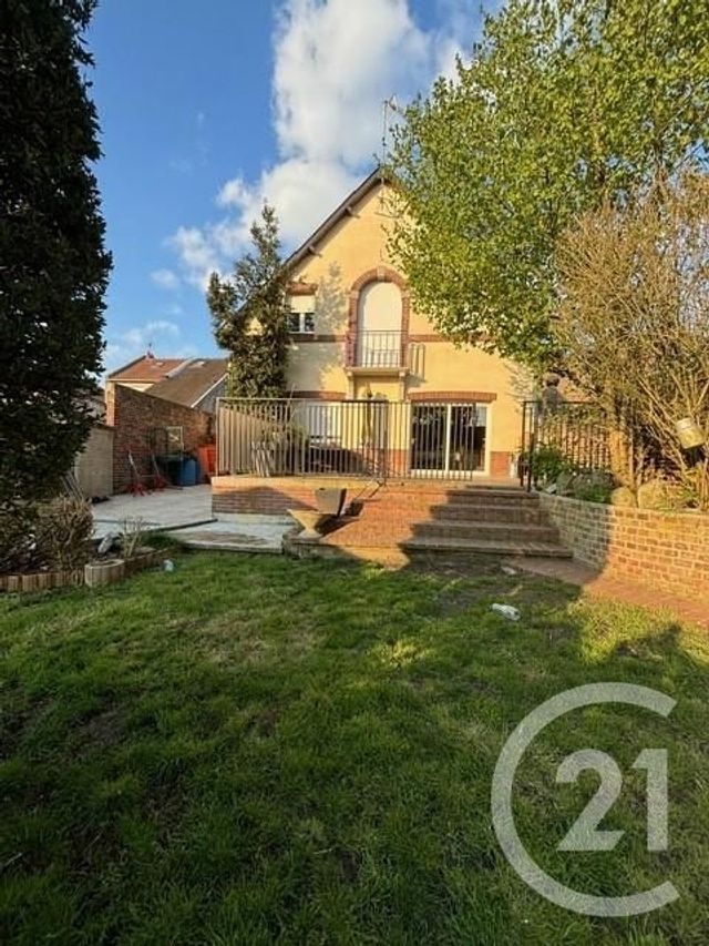 Maison à vendre - 6 pièces - 170 m2 - St Quentin - 02 - PICARDIE