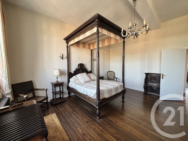 Maison &agrave; vendre - 12 pi&egrave;ces - 422 m2 - Fresnoy Le Grand - 02 - PICARDIE