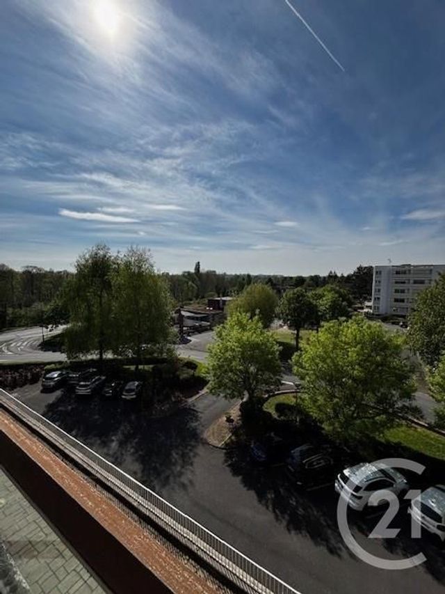 Appartement T6 à vendre - 7 pièces - 137 m2 - St Quentin - 02 - PICARDIE