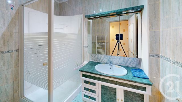 Appartement à vendre - 3 pièces - 80 m2 - St Quentin - 02 - PICARDIE