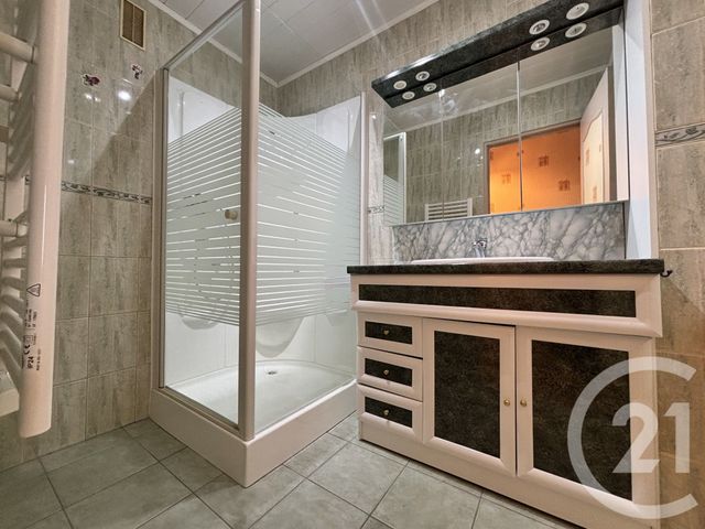 Appartement &agrave; vendre - 3 pi&egrave;ces - 80 m2 - St Quentin - 02 - PICARDIE