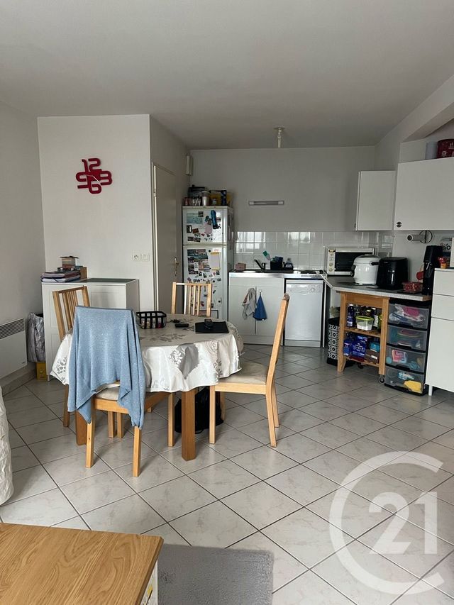 Appartement F2 à vendre - 2 pièces - 54 m2 - St Quentin - 02 - PICARDIE