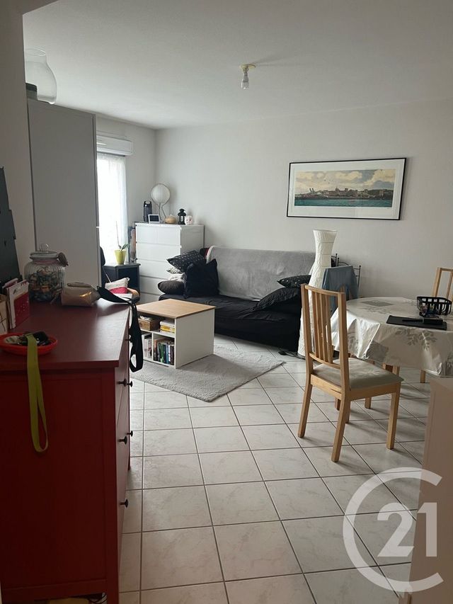 Appartement F2 à vendre - 2 pièces - 54 m2 - St Quentin - 02 - PICARDIE