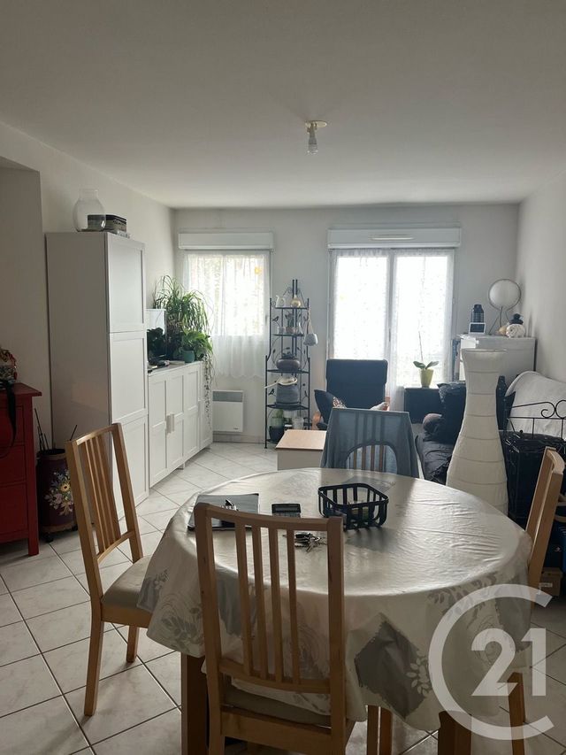 Appartement F2 à vendre - 2 pièces - 54 m2 - St Quentin - 02 - PICARDIE