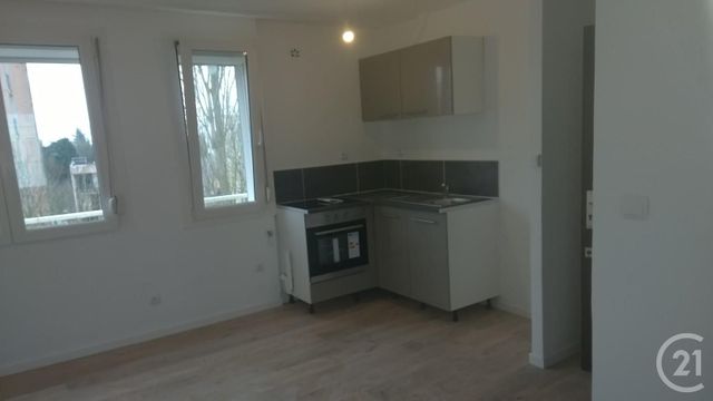 Appartement &agrave; vendre - 5 pi&egrave;ces - 67 m2 - St Quentin - 02 - PICARDIE