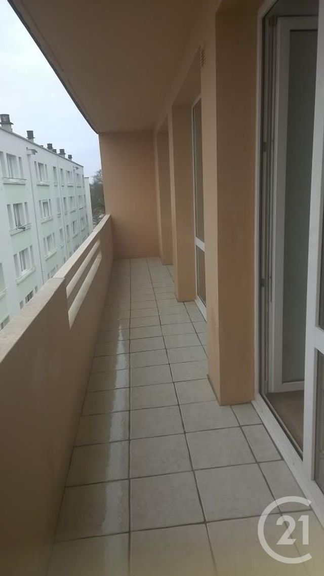 Appartement &agrave; vendre - 5 pi&egrave;ces - 67 m2 - St Quentin - 02 - PICARDIE