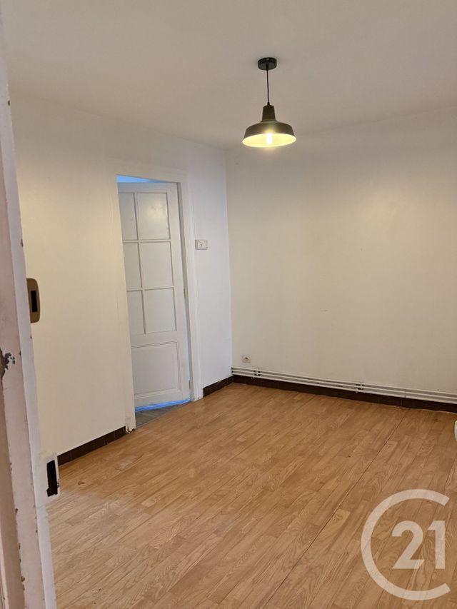 Maison à vendre - 13 pièces - 215,50 m2 - La Fere - 02 - PICARDIE