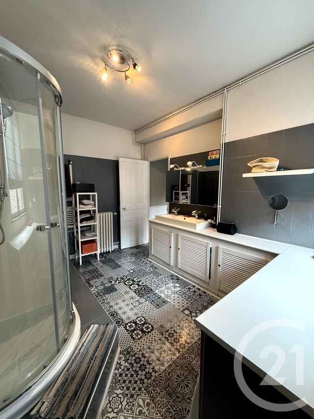 Maison à vendre - 7 pièces - 141,81 m2 - St Quentin - 02 - PICARDIE