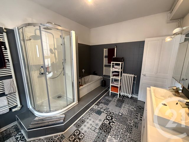 Maison à vendre - 7 pièces - 141,81 m2 - St Quentin - 02 - PICARDIE