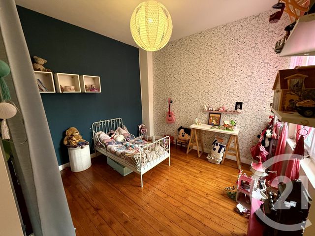 Maison à vendre - 7 pièces - 141,81 m2 - St Quentin - 02 - PICARDIE