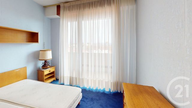 Appartement F5 à vendre - 5 pièces - 119,37 m2 - St Quentin - 02 - PICARDIE