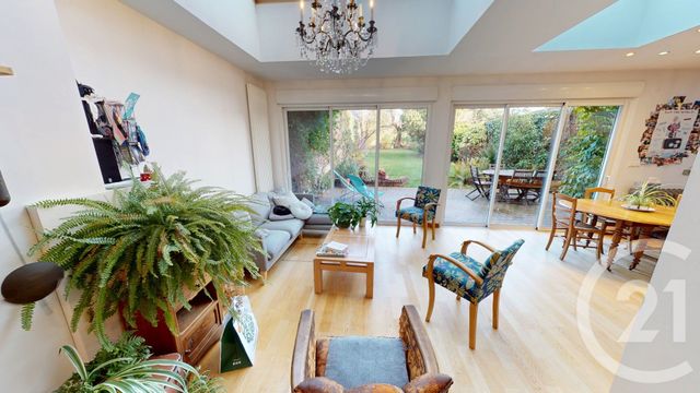 Maison à vendre - 7 pièces - 193,79 m2 - St Quentin - 02 - PICARDIE