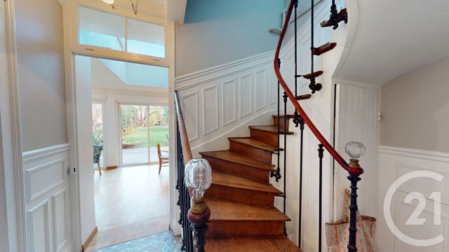 Maison à vendre - 7 pièces - 193,79 m2 - St Quentin - 02 - PICARDIE