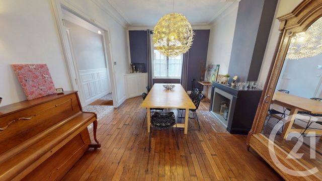 Maison à vendre - 7 pièces - 193,79 m2 - St Quentin - 02 - PICARDIE