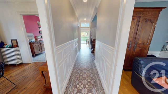 Maison à vendre - 7 pièces - 193,79 m2 - St Quentin - 02 - PICARDIE