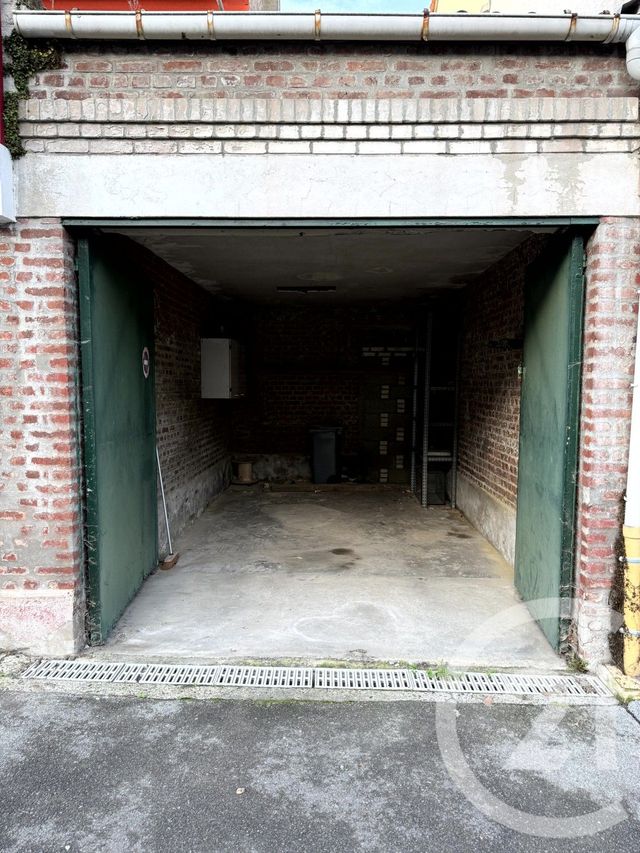 Parking &agrave; vendre - 17,80 m2 - St Quentin - 02 - PICARDIE