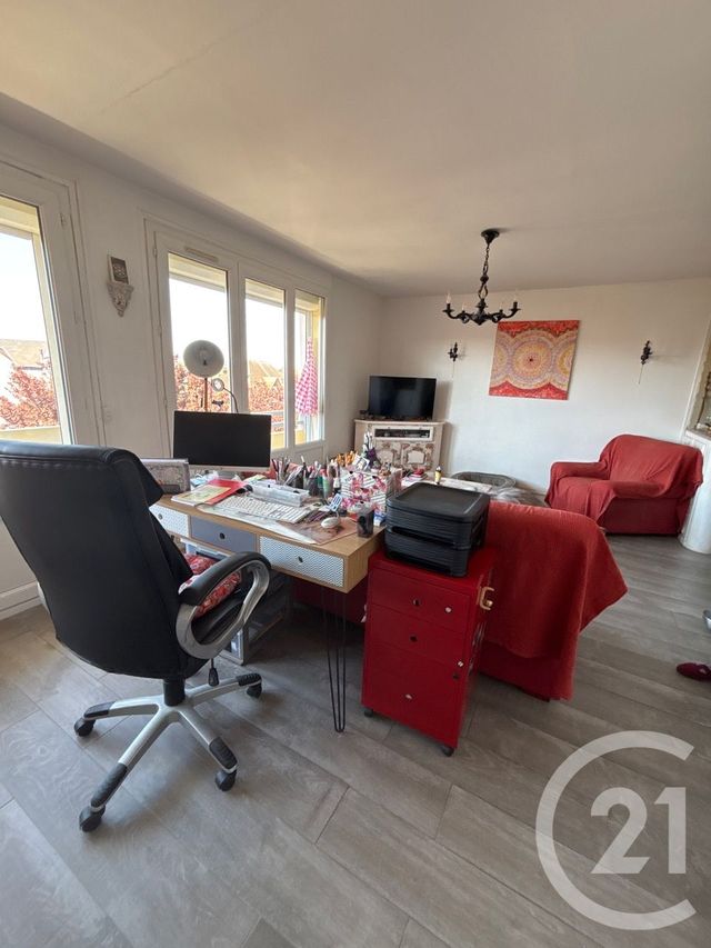 Appartement &agrave; vendre - 5 pi&egrave;ces - 77,55 m2 - St Quentin - 02 - PICARDIE