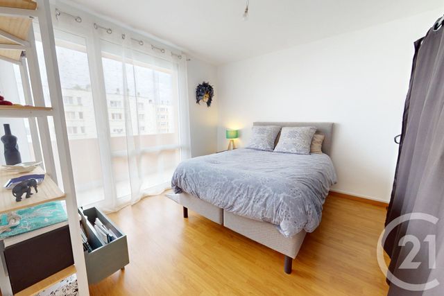 Appartement F4 &agrave; vendre - 5 pi&egrave;ces - 76,09 m2 - St Quentin - 02 - PICARDIE