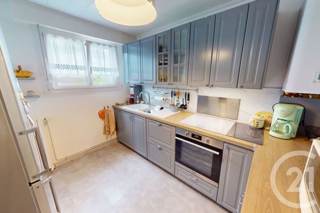 Appartement T3 &agrave; vendre - 4 pi&egrave;ces - 72 m2 - St Quentin - 02 - PICARDIE