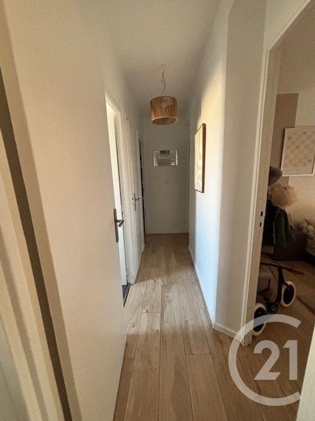 Appartement F4 &agrave; vendre - 5 pi&egrave;ces - 66 m2 - St Quentin - 02 - PICARDIE