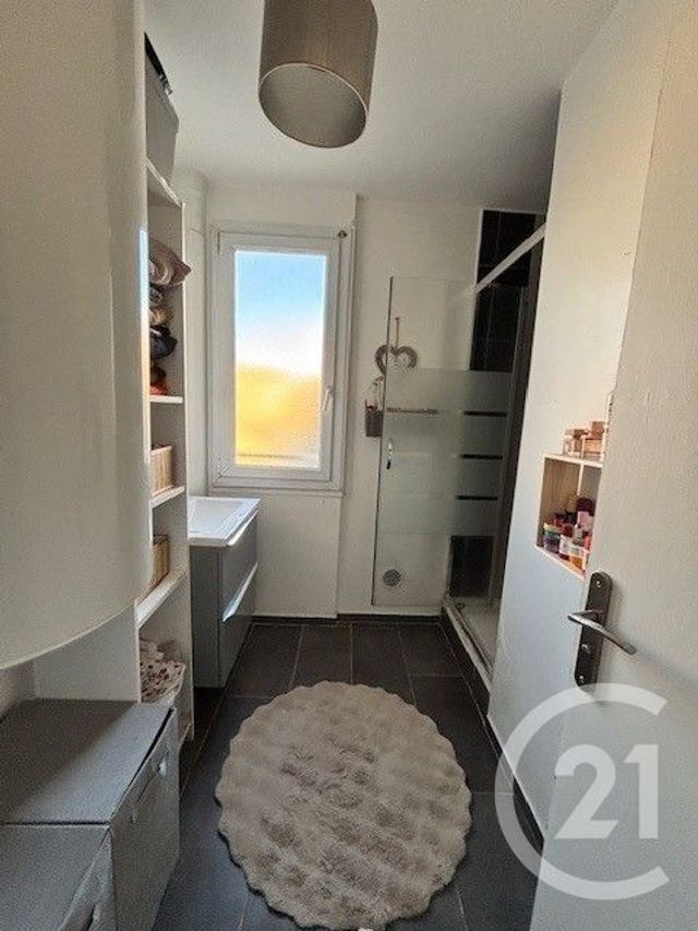 Appartement F4 &agrave; vendre - 5 pi&egrave;ces - 66 m2 - St Quentin - 02 - PICARDIE