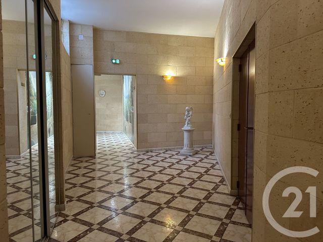 Appartement F6 &agrave; vendre - 6 pi&egrave;ces - 145 m2 - St Quentin - 02 - PICARDIE