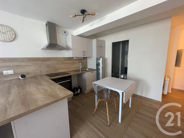Appartement Studio &agrave; louer - 1 pi&egrave;ce - 31 m2 - Vannes - 56 - BRETAGNE