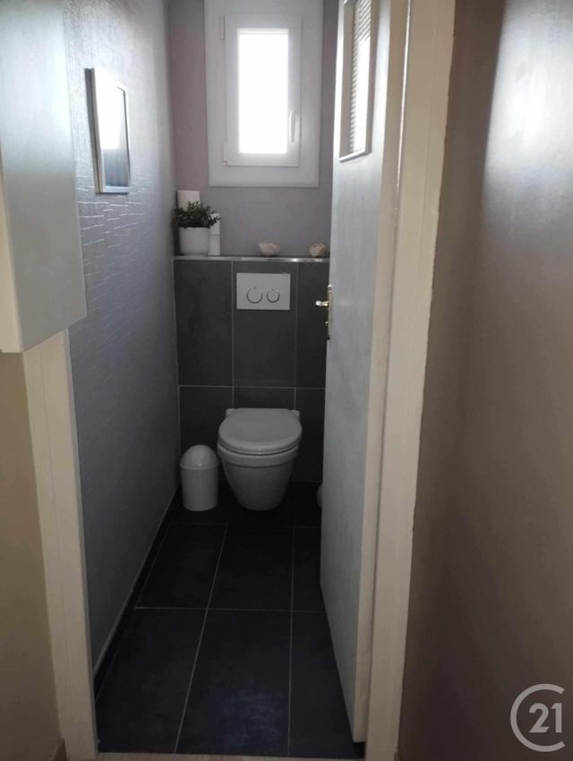 Appartement F3 &agrave; louer - 3 pi&egrave;ces - 48,83 m2 - Vannes - 56 - BRETAGNE