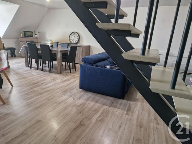 Appartement &agrave; louer - 4 pi&egrave;ces - 83,17 m2 - Isques - 62 - NORD-PAS-DE-CALAIS