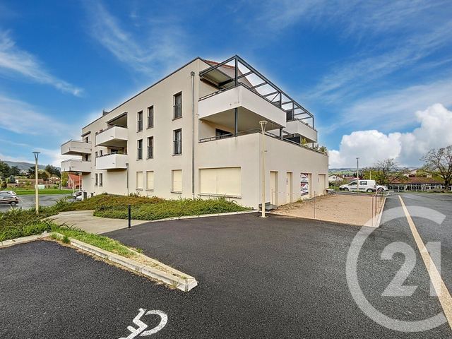 Appartement à vendre - 3 pièces - 261,82 m2 - Bas En Basset - 43 - AUVERGNE