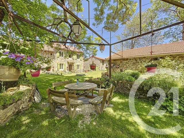 Maison à vendre - 9 pièces - 175 m2 - Montregard - 43 - AUVERGNE