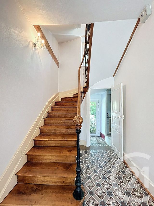 Maison à vendre - 11 pièces - 267 m2 - Yssingeaux - 43 - AUVERGNE