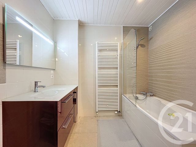 Maison &agrave; vendre - 5 pi&egrave;ces - 143 m2 - Yssingeaux - 43 - AUVERGNE