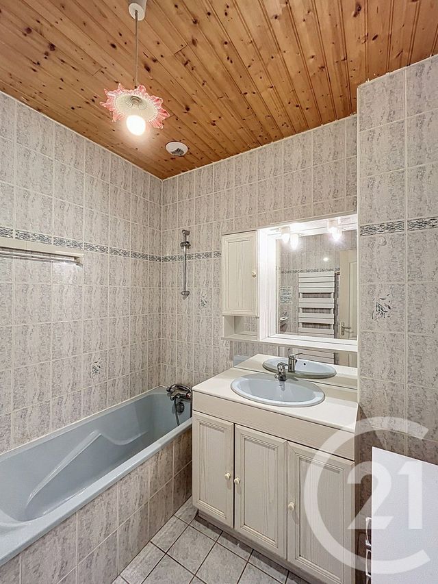 Immeuble &agrave; vendre - 143 m2 - Yssingeaux - 43 - AUVERGNE