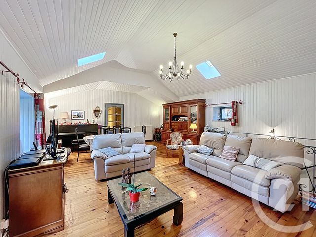 Maison &agrave; vendre - 8 pi&egrave;ces - 183 m2 - Le Pertuis - 43 - AUVERGNE