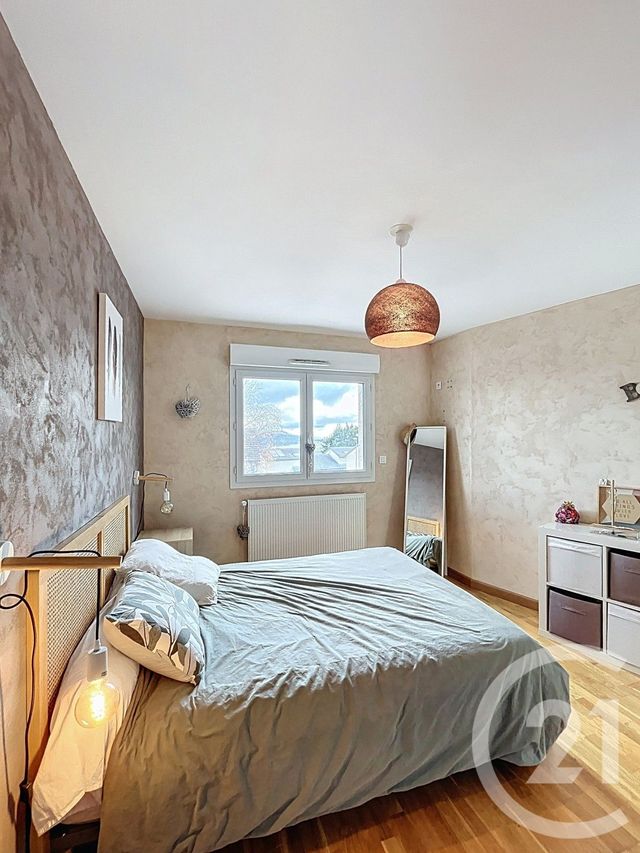 Appartement T3 à vendre - 3 pièces - 71,95 m2 - Yssingeaux - 43 - AUVERGNE