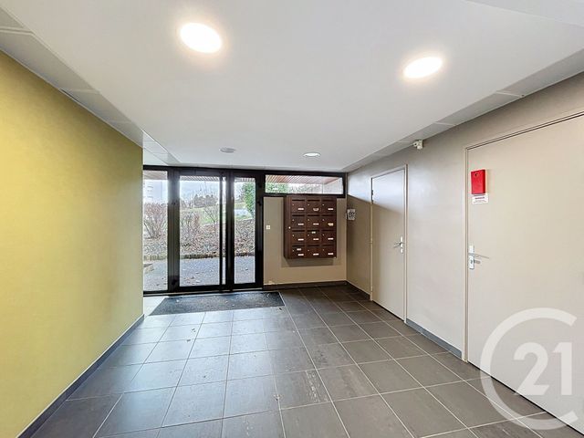 Appartement T3 à vendre - 3 pièces - 71,95 m2 - Yssingeaux - 43 - AUVERGNE