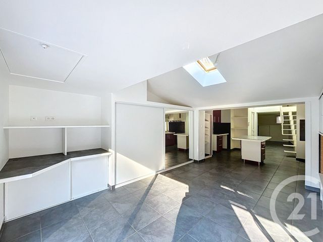 Maison &agrave; vendre - 5 pi&egrave;ces - 177,78 m2 - Monistrol Sur Loire - 43 - AUVERGNE