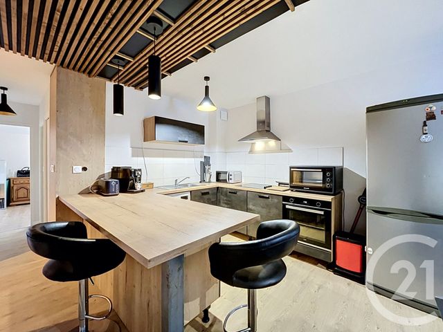 Appartement T3 &agrave; vendre - 3 pi&egrave;ces - 69,43 m2 - Yssingeaux - 43 - AUVERGNE