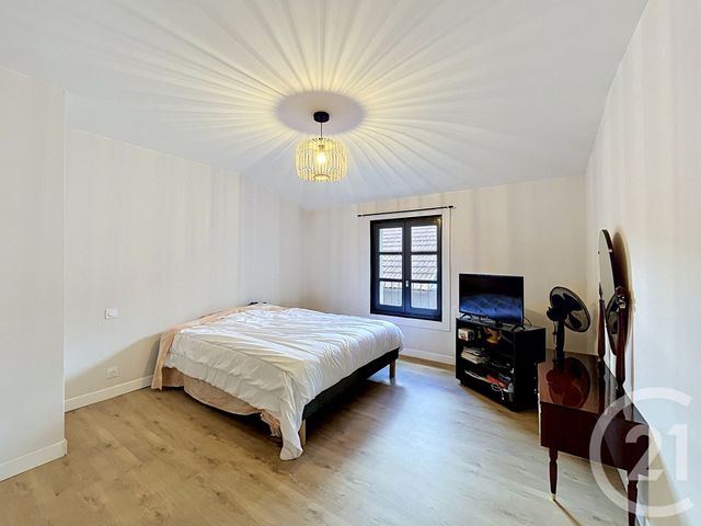 Appartement T3 &agrave; vendre - 3 pi&egrave;ces - 69,43 m2 - Yssingeaux - 43 - AUVERGNE