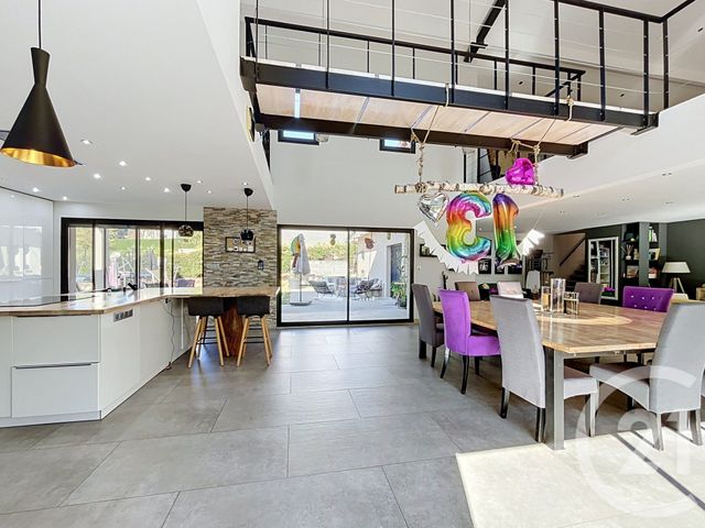 Maison &agrave; vendre - 9 pi&egrave;ces - 341 m2 - Ste Sigolene - 43 - AUVERGNE