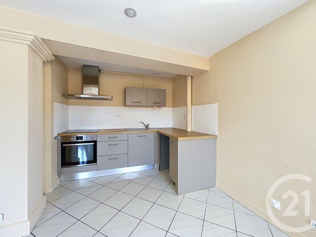Appartement Duplex &agrave; vendre - 5 pi&egrave;ces - 106,32 m2 - Yssingeaux - 43 - AUVERGNE