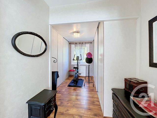 Maison &agrave; vendre - 7 pi&egrave;ces - 222,64 m2 - Monistrol Sur Loire - 43 - AUVERGNE